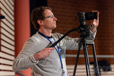 2022-04-15-12-10-28-_HON0228
